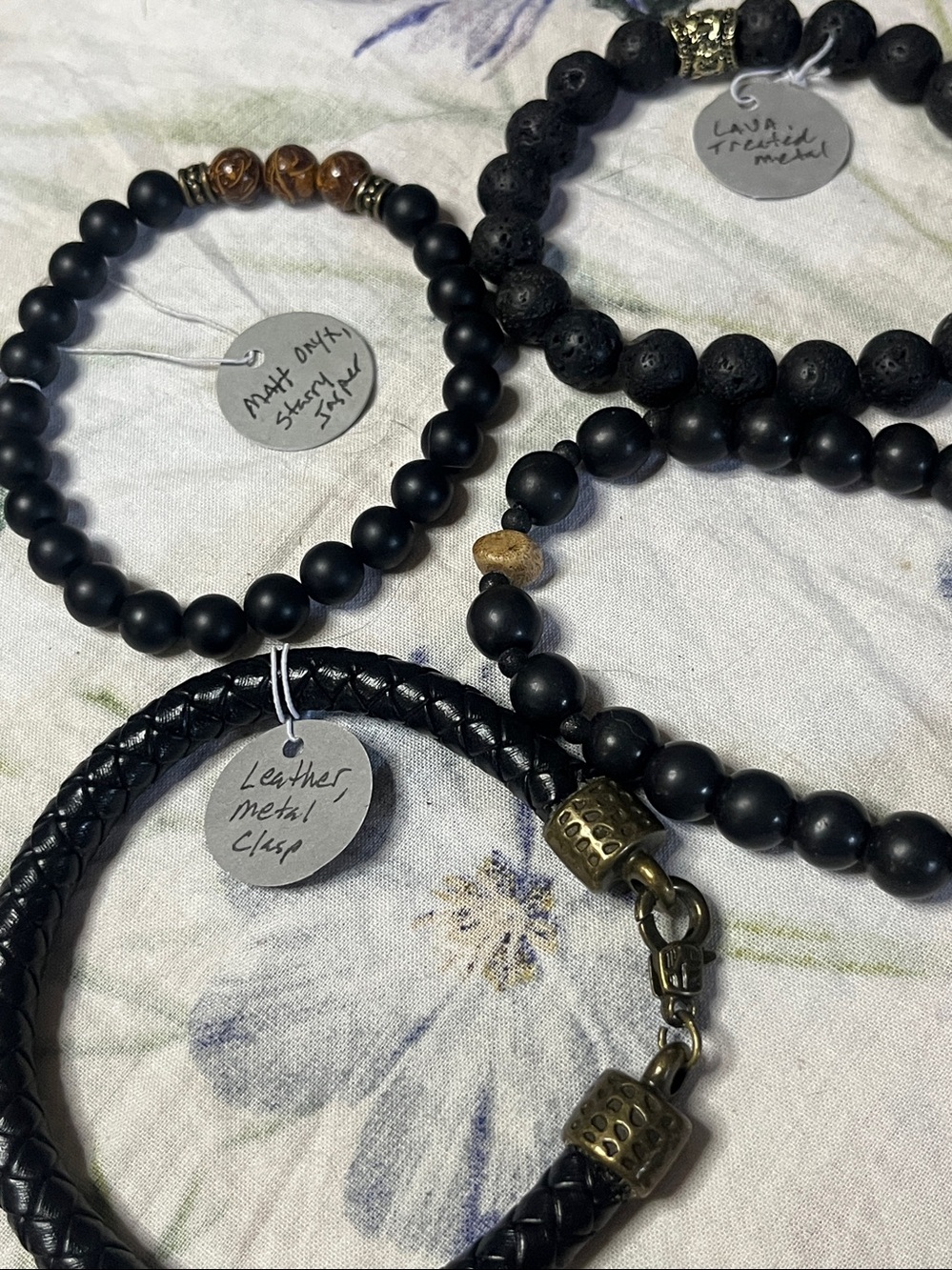 ✨ Handcrafted Beaded Bracelets - Unique Style for You! ✨l